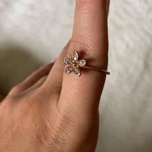 Pandora rose gold flower ring